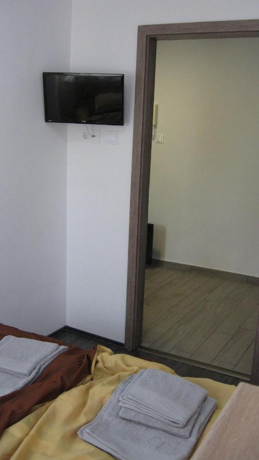 Hz Apartman Miskolc Apartment Exterior photo